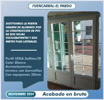 La puerta de cuatro hojas con barrotillos