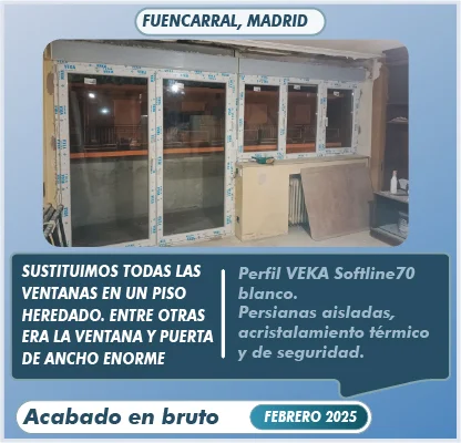 La puerta bandera de cinco hojas